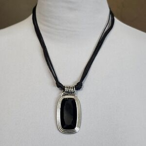 Silver Tone Black Gemstone Pendant Cord Necklace‎ Fashion Jewelry Accessory